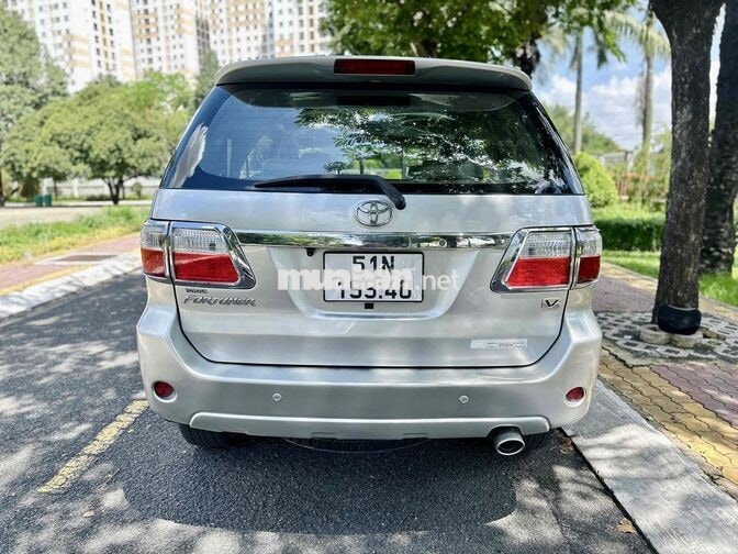 Toyota Fortuner 2010 2.7 AT 4x4 Xe Zin Giá Tốt