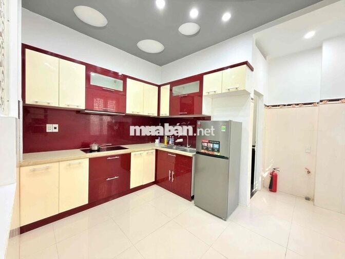 Cho thuê nhà nguyên căn 2 tầng, full nội thất, trung tâm Đà Nẵng
