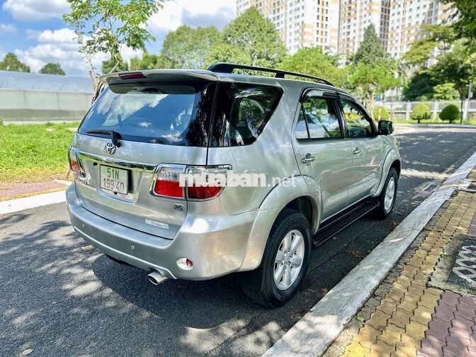 Toyota Fortuner 2010 2.7 AT 4x4 Xe Zin Giá Tốt