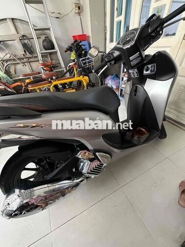 HONDA SH MODE 2023 LIMITED BẠC NHÁM mới 95%