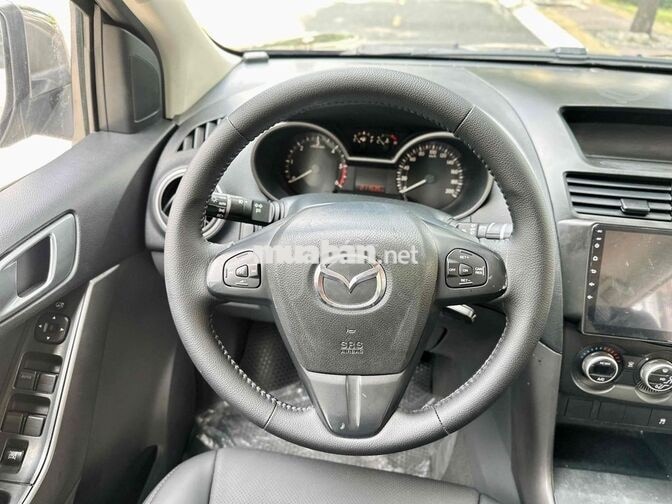 Mazda BT-50 2017 4x2 2.2 AT Xe Zin Nhập Thái