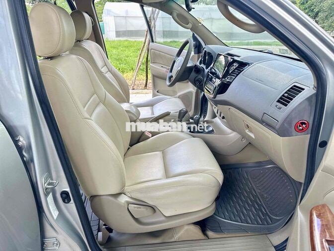 Toyota Fortuner 2010 2.7 AT 4x4 Xe Zin Giá Tốt