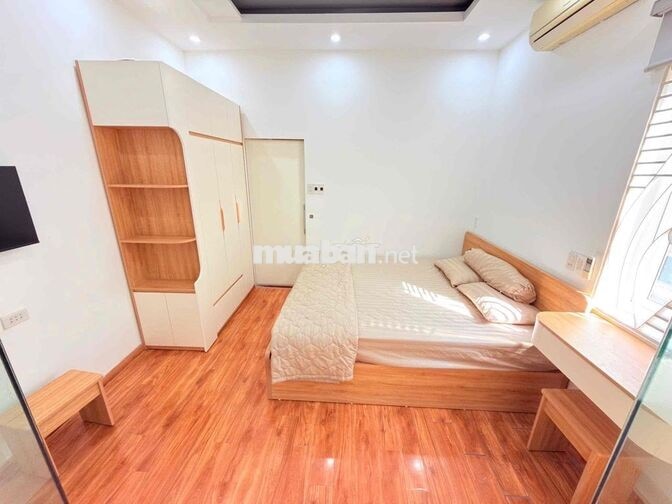 Cho thuê nhà nguyên căn 2 tầng, full nội thất, trung tâm Đà Nẵng