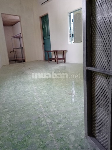 Chính chủ cho thuê nhà NHỎ nguyên căn KHÔNG vuông vức