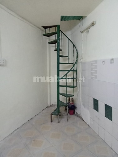 Chính chủ cho thuê nhà NHỎ nguyên căn KHÔNG vuông vức