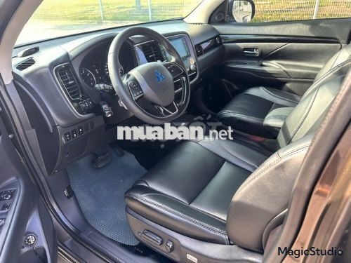 Xe Mitsubishi Outlander 2.0 CVT 2020 - 505 Triệu