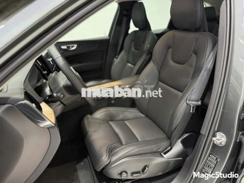 Xe Volvo XC60 Ultra B5 AWD 2025 - 2 Tỷ 99 Triệu