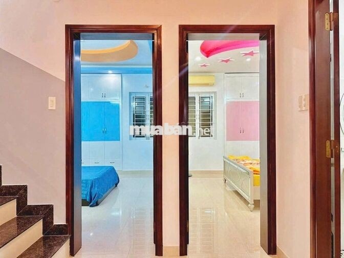 CHO THUÊ NHÀ NGUYÊN CĂN 3 TẦNG CÓ SÂN FULL NỘI THẤT NAM NHA TRANG GIÁ