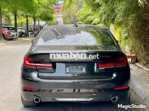 Xe BMW 5 Series 520i 2018 - 899 Triệu