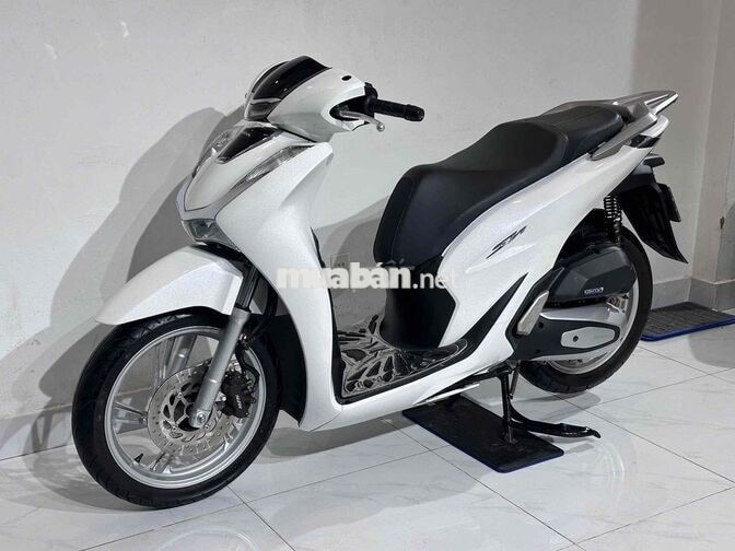 Honda SH 125 2021 màu trắng