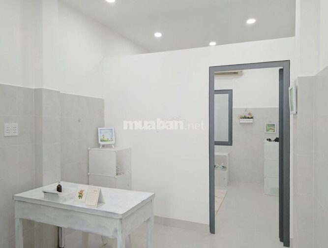 CHO THUÊ NHÀ NGUYÊN CĂN CHÍNH CHỦ HẺM 46 NHIÊU TỨ GẦN PHAN XÍCH LONG