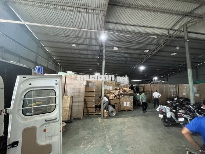 CHO THUÊ XƯỞNG 650M ĐÔNG HOÀ ĐƯỜNG XE CÔNG