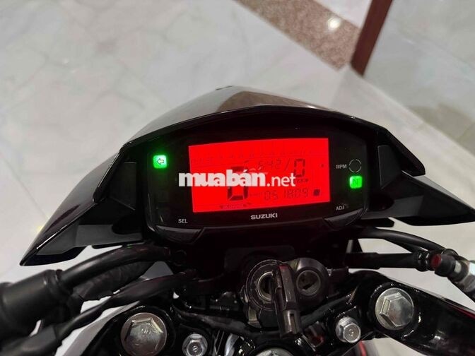 Suzuki Raider R150 Đen đỏ