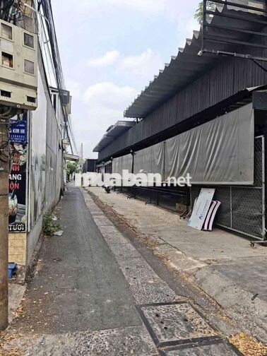 Nhà gác lửng sát bên hapyone D1 KDC phú hòa 1