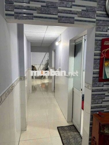 Nhà gác lửng sát bên hapyone D1 KDC phú hòa 1