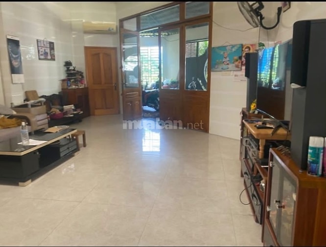 Bán nhà góc 2 mặt tiền kdc chợ đầu mối bình điền phường bình đông Q8cũ