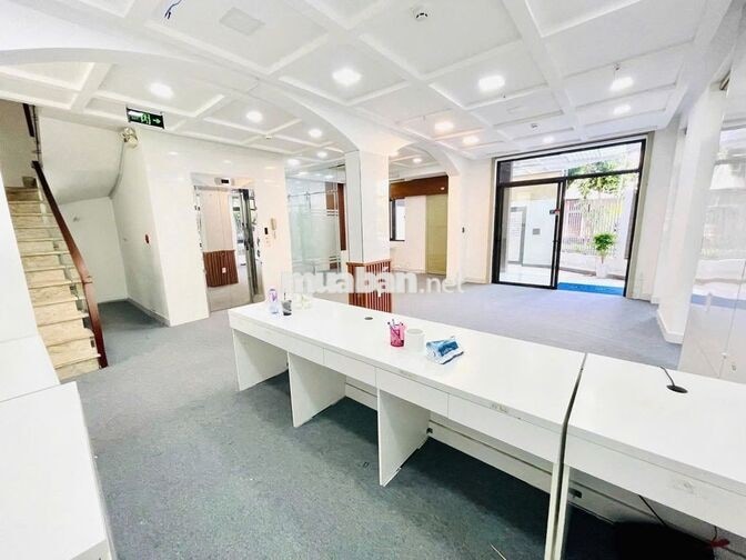 BIỆT THỰ VIP GÓC 2MT - Hà Đô Centrosa, P12, Q10 - Thang Máy, Sàn Suốt