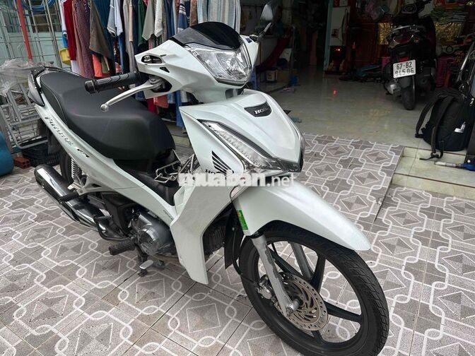 Honda Future 125 2023 màu trắng