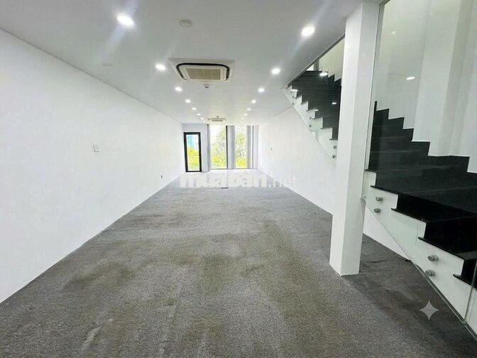 SIÊU PHẨM SÁT VẠN HẠNH MALL - Sư Vạn Hạnh, P12, Q10 - Sàn Suốt, Hầm Xe