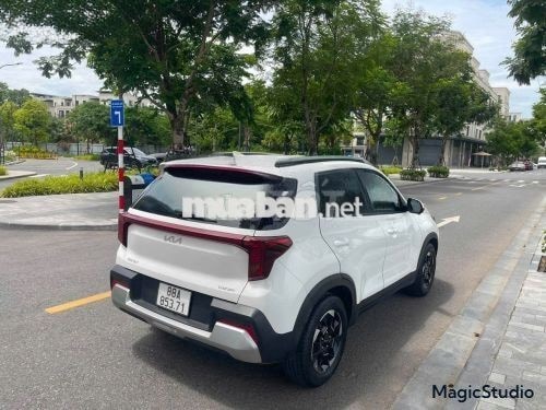 Xe Kia Sonet Luxury 1.5 AT 2025 - 518 Triệu