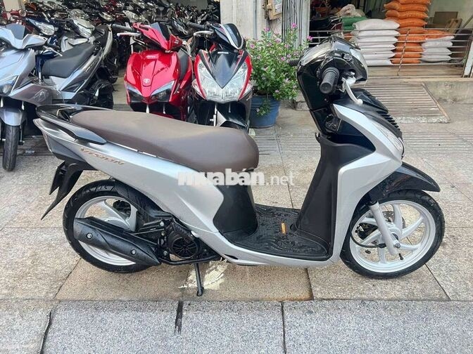 Honda Vision 2016 màu bạc đen