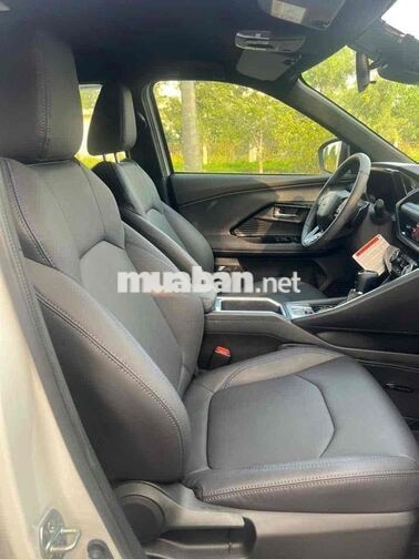 TOYOTA YARIS CROSS 2025 1.5CVT TRẮNG Odo 1 Vạn