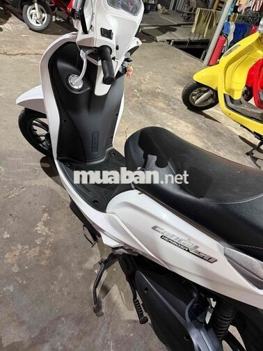 XE MÁY KYMCO CANDY HERMOSA 50CC TRẮNG