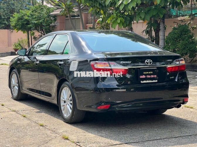 Toyota Camry 2.0E 2019 1 chủ từ đầu