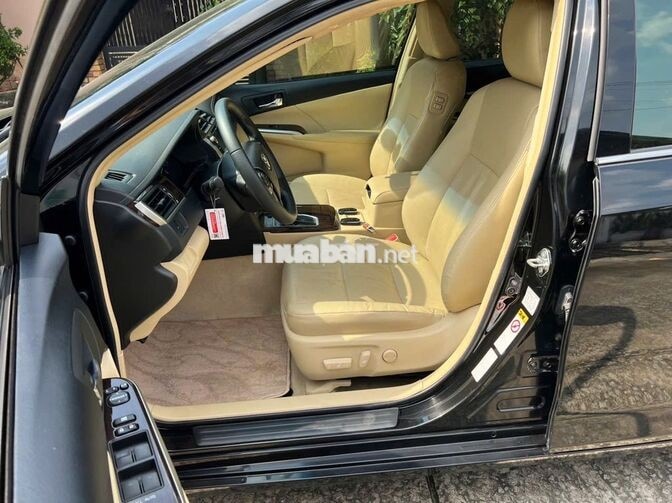 Toyota Camry 2.0E 2019 1 chủ từ đầu