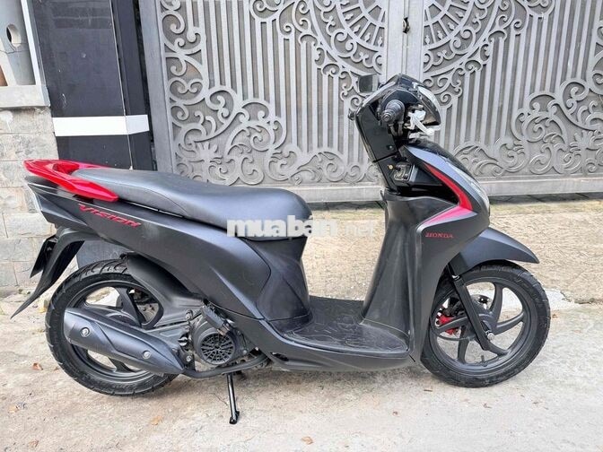 Honda Vision 2018 đen nhám bstp chính chủ