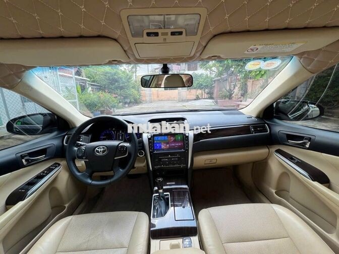 Toyota Camry 2.0E 2019 1 chủ từ đầu