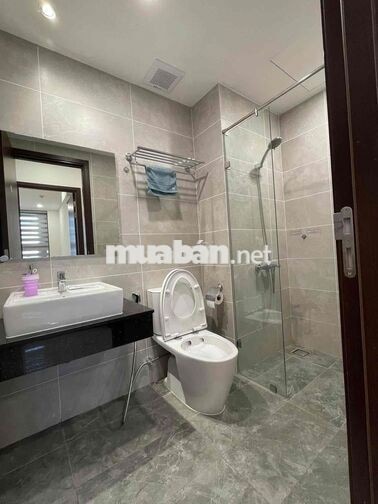 cho thuê C sky View cho gia đình Việt thuê giá tốt chỉ 9tr