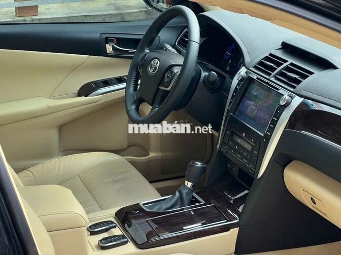 Toyota Camry 2.0E 2019 1 chủ từ đầu