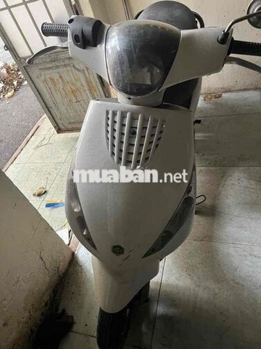 Piaggio Zip 100 màu trắng 2016