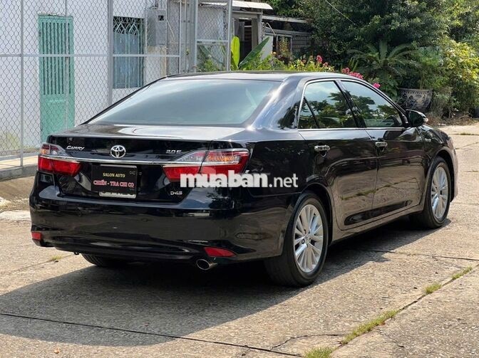 Toyota Camry 2.0E 2019 1 chủ từ đầu