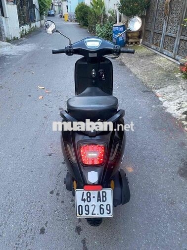 Xe máy Victoria Vitoria 50cc 2023 Đen