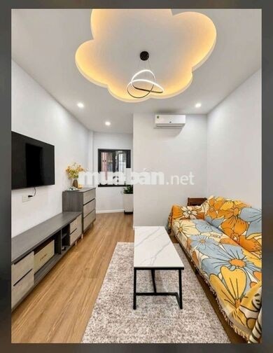 BÁN NHÀ MỚI ĐẸP VÀO Ở NGAY HUỲNH VĂN BÁNH– HXH THÔNG 5 TẦNG THANG MÁY