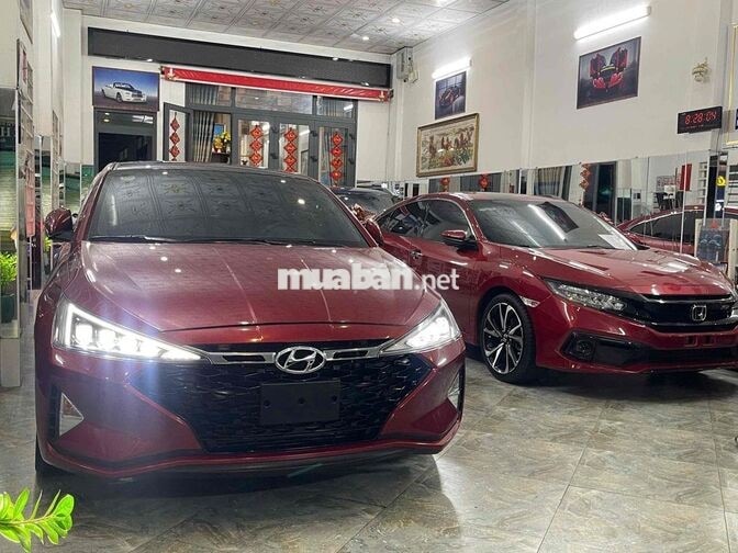 Hyundai Elantra Sport 2021 27.000 km Đỏ
