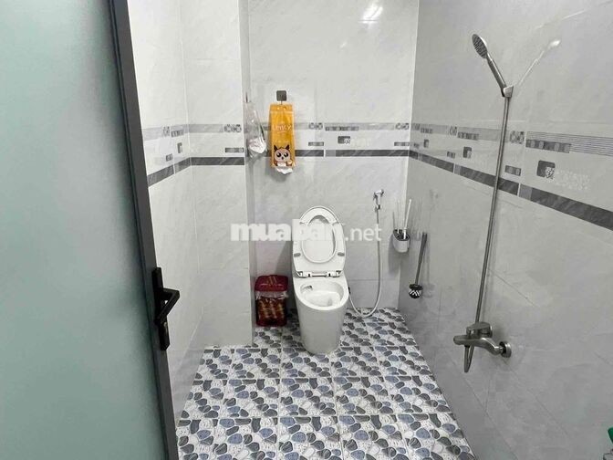 Anh 8 cần bán nhà 134m2 thổ cư 100%-shr 3phòng ngủ LK Tl10-KCN Tân Đức