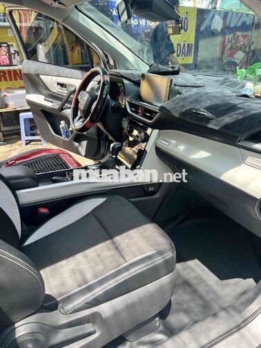 TOYOTA VELOZ CROSS