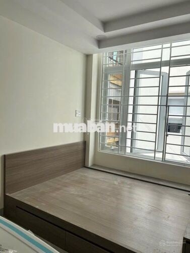 Căn hộ ngay Ngã Tư Hàng Xanh mới xây full nội thất