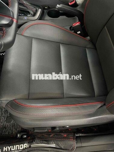 Hyundai Elantra Sport 2021 27.000 km Đỏ