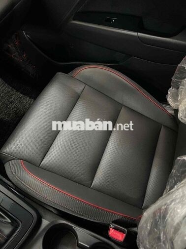 Hyundai Elantra Sport 2021 27.000 km Đỏ