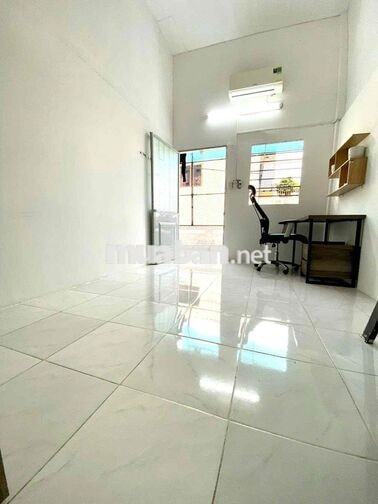 DUPLEX BAN CÔNG FULL NỘI THẤT NGAY LÂM VĂN BỀN - GIÁ RẺ FREE XE