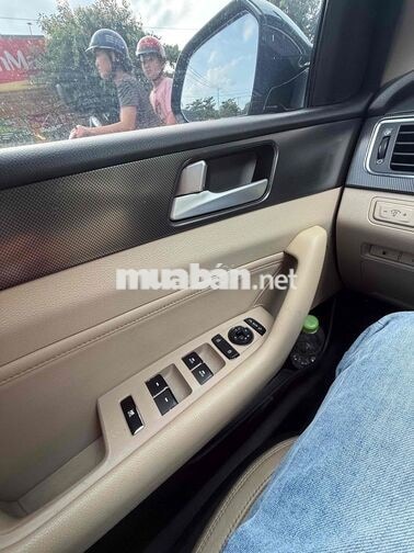 Hyundai Sonata 2015 5 chỗ Tự động Đen