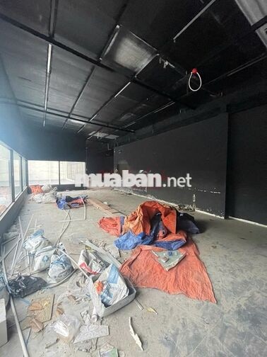 Sàn 300m², ngang 22m mặt tiền Hàm Nghi, Q1, giá chỉ 100TR!