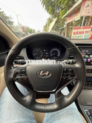 Hyundai Sonata 2015 5 chỗ Tự động Đen