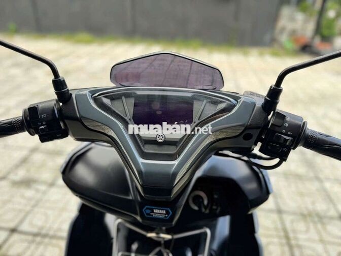 Yamaha NVX 155 VVA 2022 25.000 km Xám đen đỏ