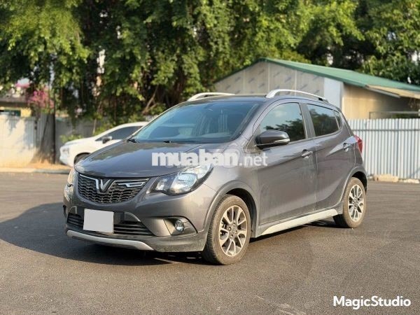 VinFast Fadil 2021 1.4 AT Plus 42000km Xám