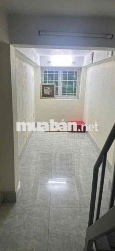 Cho thuê nhà mặt đường bờ sông sét 10m2x3tầng